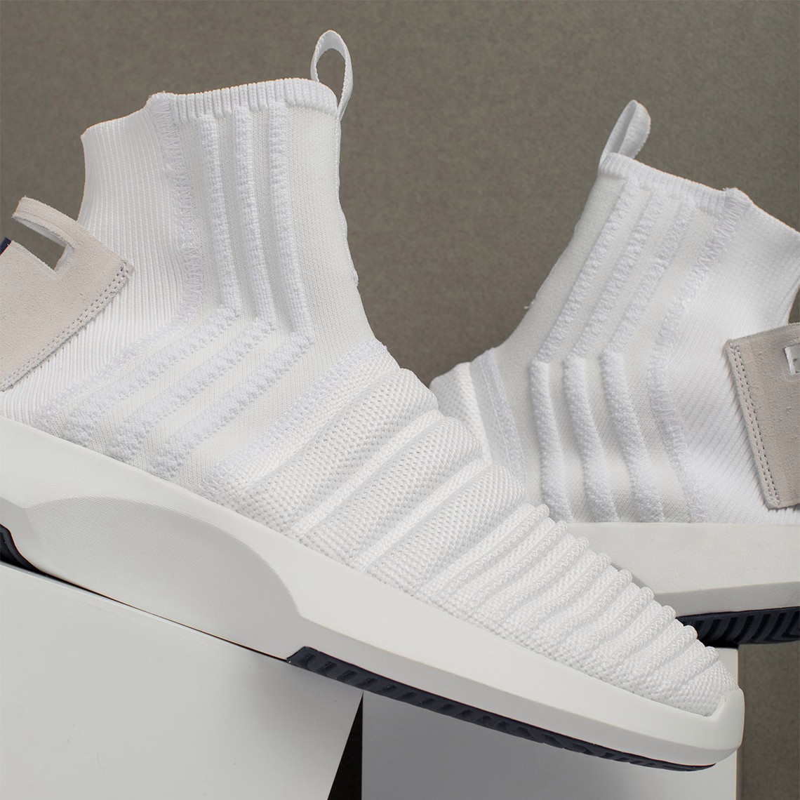 Akrobatik bakke justering adidas Transforms This Kobe Classic Into A Sock-Like Shoe Made Of Primeknit  — Adidas